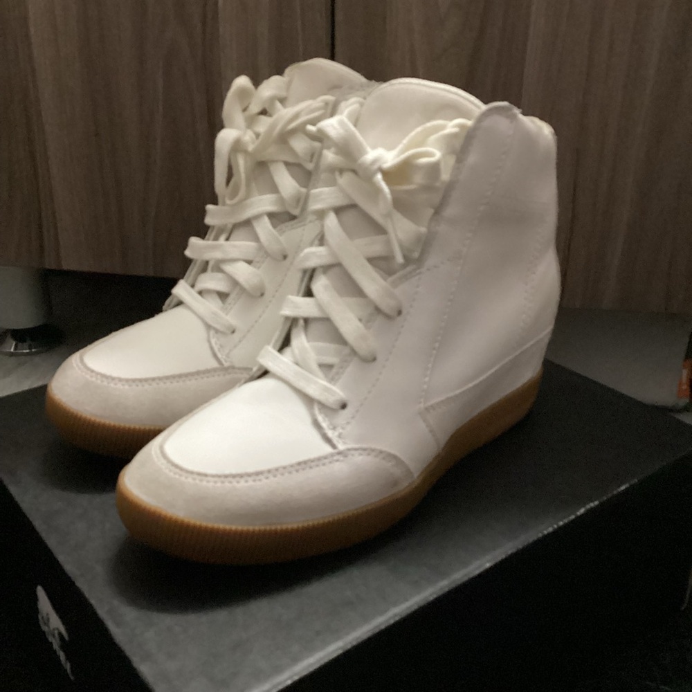 Sorel White High-Top Sneakers with Tan Soles